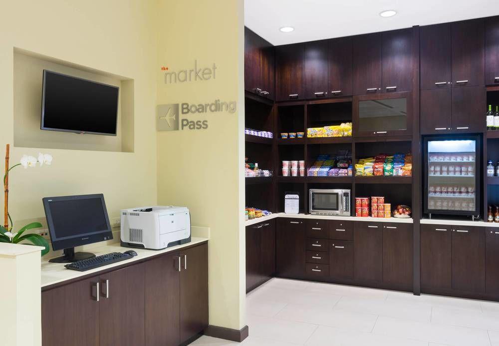 Courtyard By Marriott Kingston, Jamaica Ξενοδοχείο Εξωτερικό φωτογραφία