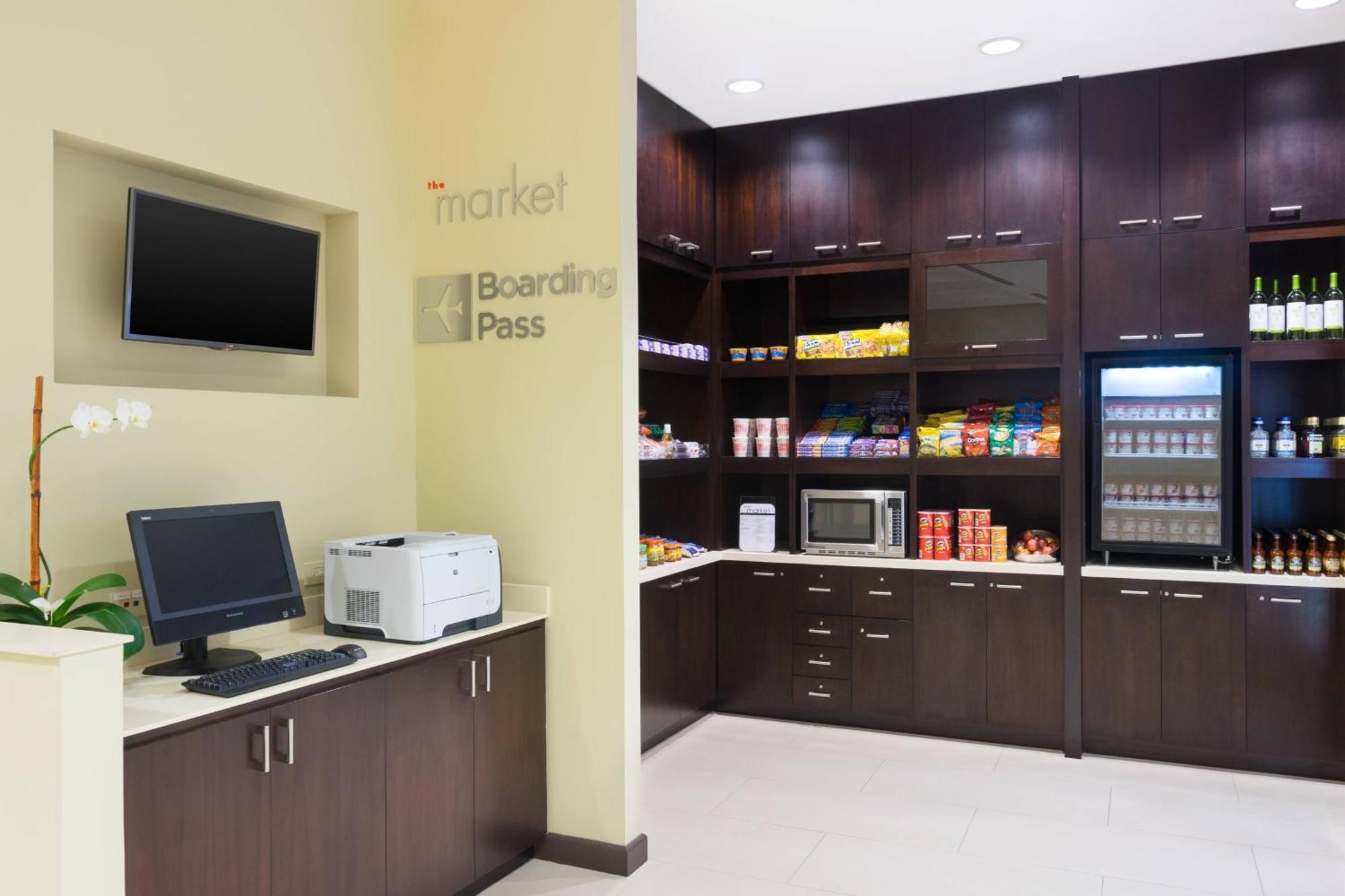 Courtyard By Marriott Kingston, Jamaica Ξενοδοχείο Εξωτερικό φωτογραφία