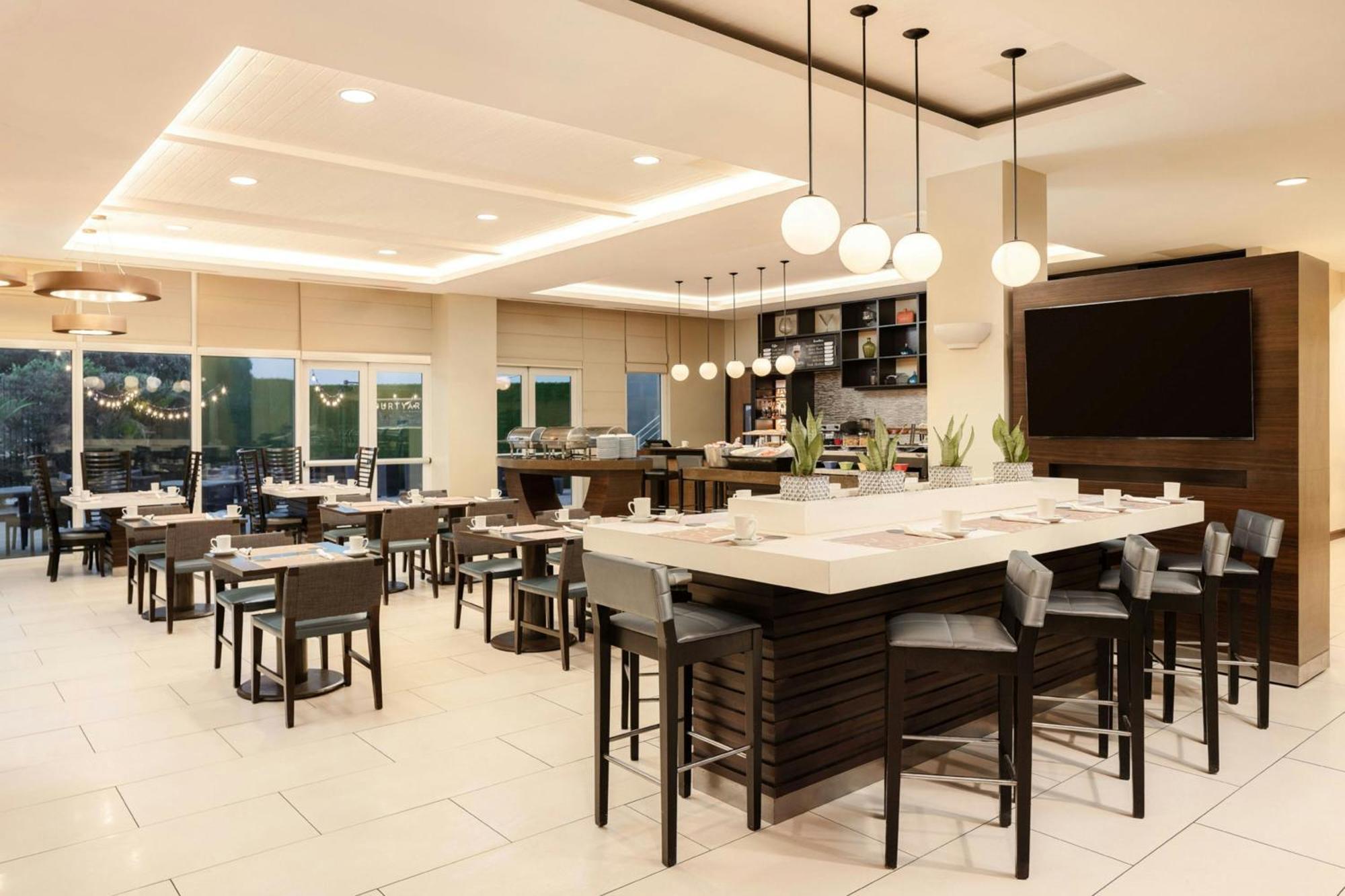 Courtyard By Marriott Kingston, Jamaica Ξενοδοχείο Εξωτερικό φωτογραφία