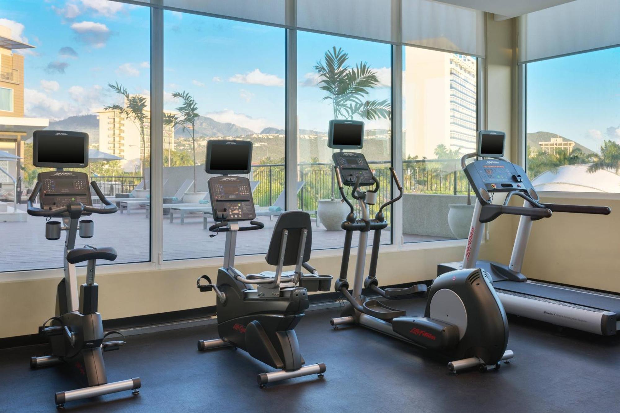 Courtyard By Marriott Kingston, Jamaica Ξενοδοχείο Εξωτερικό φωτογραφία