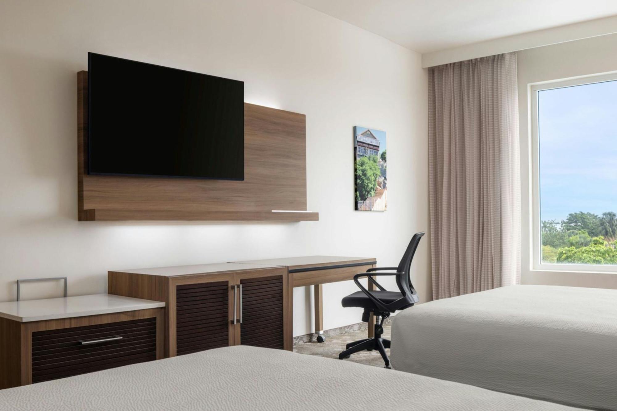 Courtyard By Marriott Kingston, Jamaica Ξενοδοχείο Εξωτερικό φωτογραφία